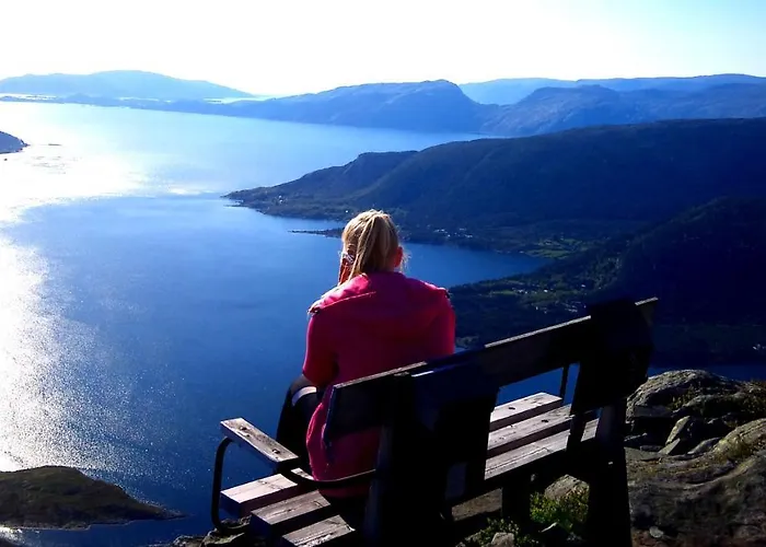 Отель Bremanger Fjord Svelgen