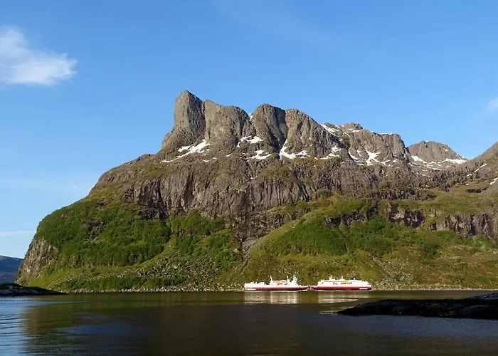 Bremanger Fjord Отель