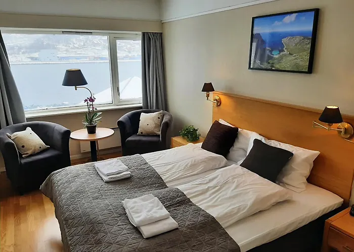 Bremanger Fjord Отель Svelgen