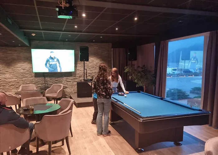 Отель Bremanger Fjord