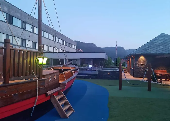 ホテル Bremanger Fjord Svelgen