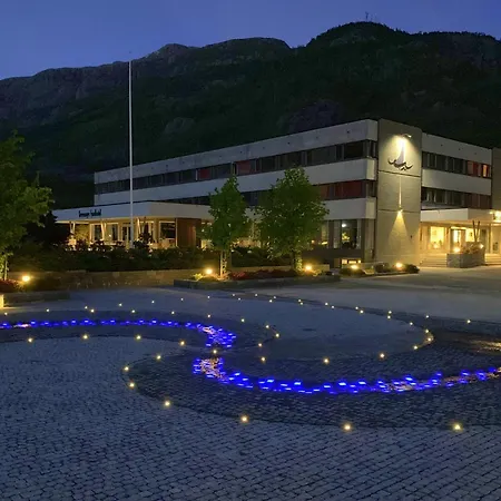 Bremanger Fjord * Svelgen