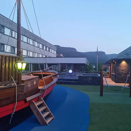 Hotel Bremanger Fjord Svelgen